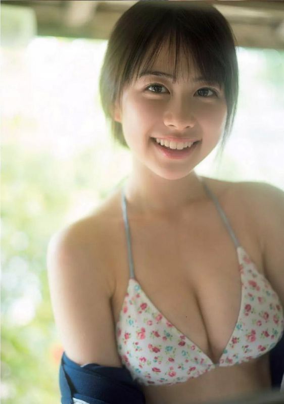 日本美女萝莉爆乳比基尼凸点白嫩性感写真图片