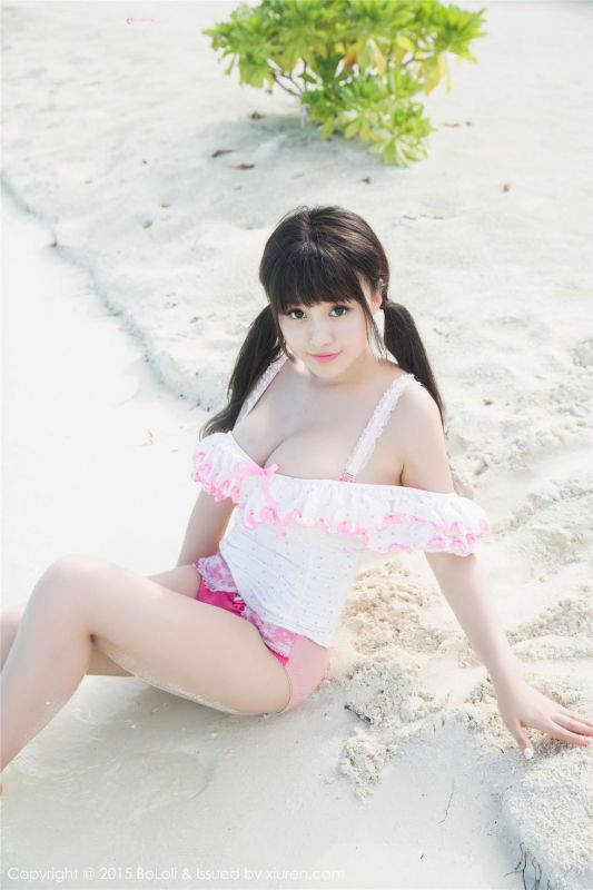 大胸妹子Barbie可儿海边性感写真