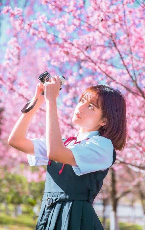 清纯校园女大学生户外公园艺术摄影唯美写真