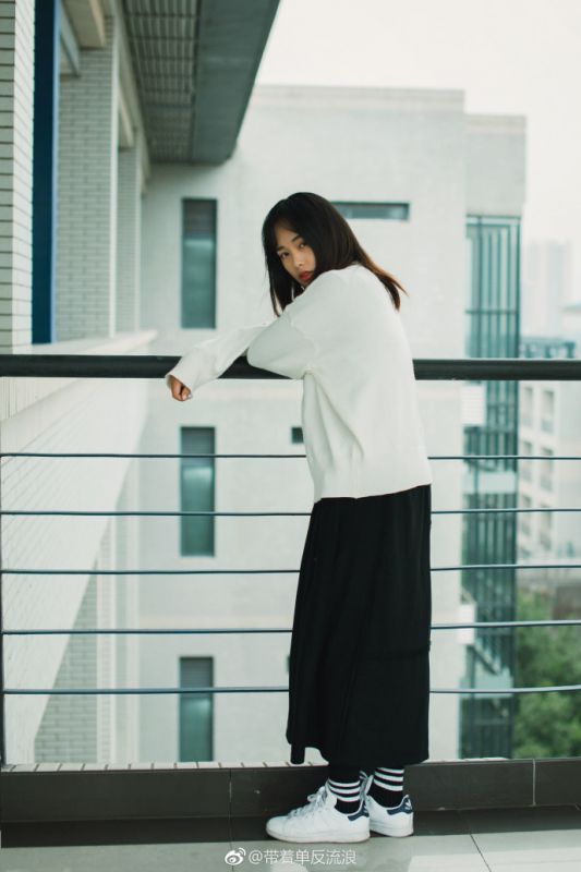 校园清纯学生妹素人少女小清新写真图片