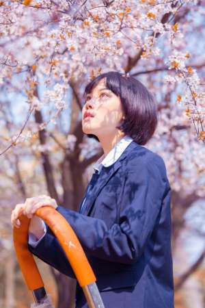 极品日本樱花妹西装制服美女日系小清新清纯写真