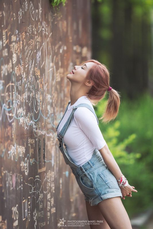 清纯美女金河律唯美街拍写真