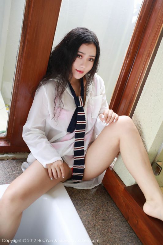 90后美女玛鲁娜Manuela性感私拍图片