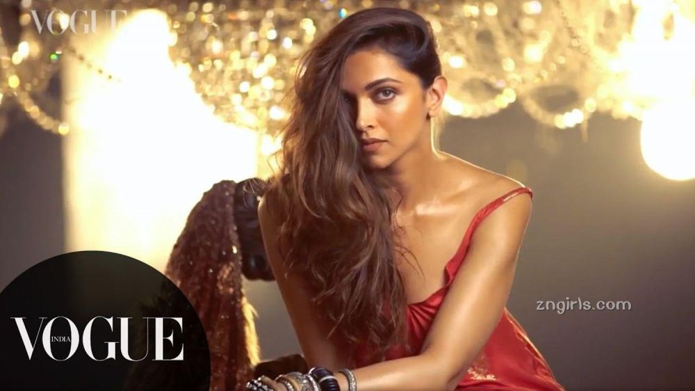 欧美美女妖娆性感DeepikaPadukone火辣曲线写真