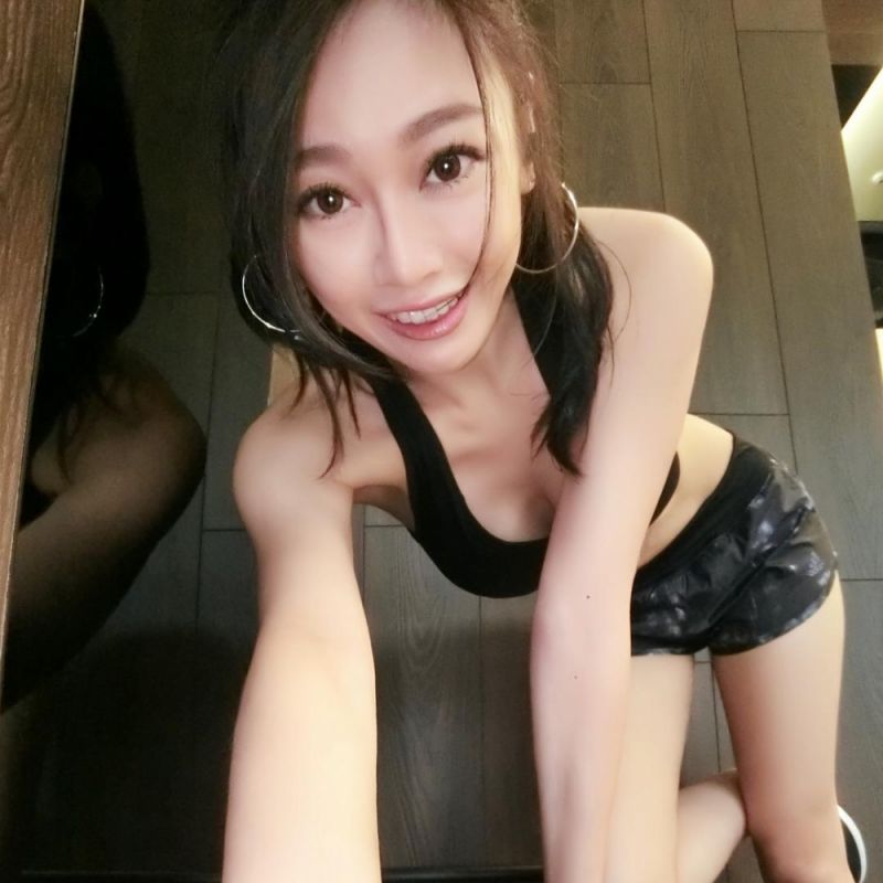 长腿美女老师男人天堂翘臀18禁三级黄写真图片