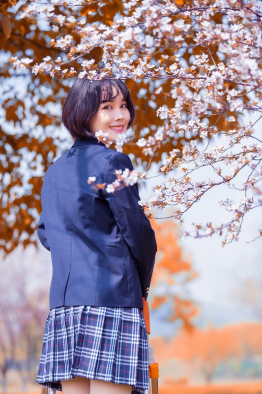 极品日本樱花妹西装制服美女日系小清新清纯写真