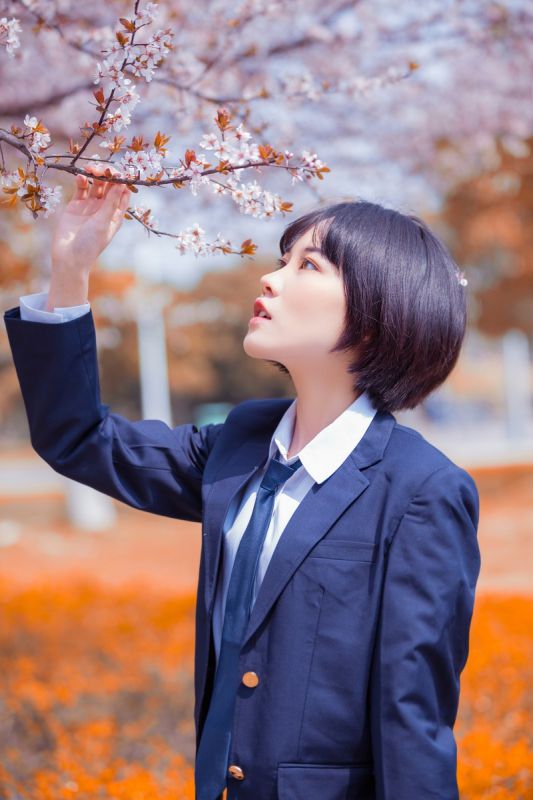 极品日本樱花妹西装制服美女日系小清新清纯写真