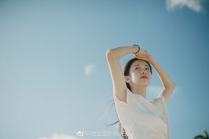 长发风情美女海边妖娆风骚诱惑性感御姐写真