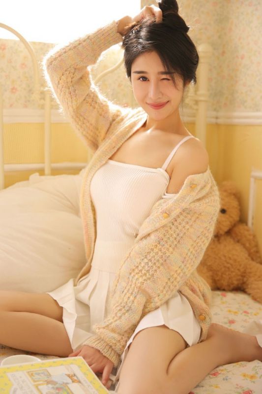 亚洲性感甜美人妻少妇吊带美乳嫩b骆驼趾无码图片