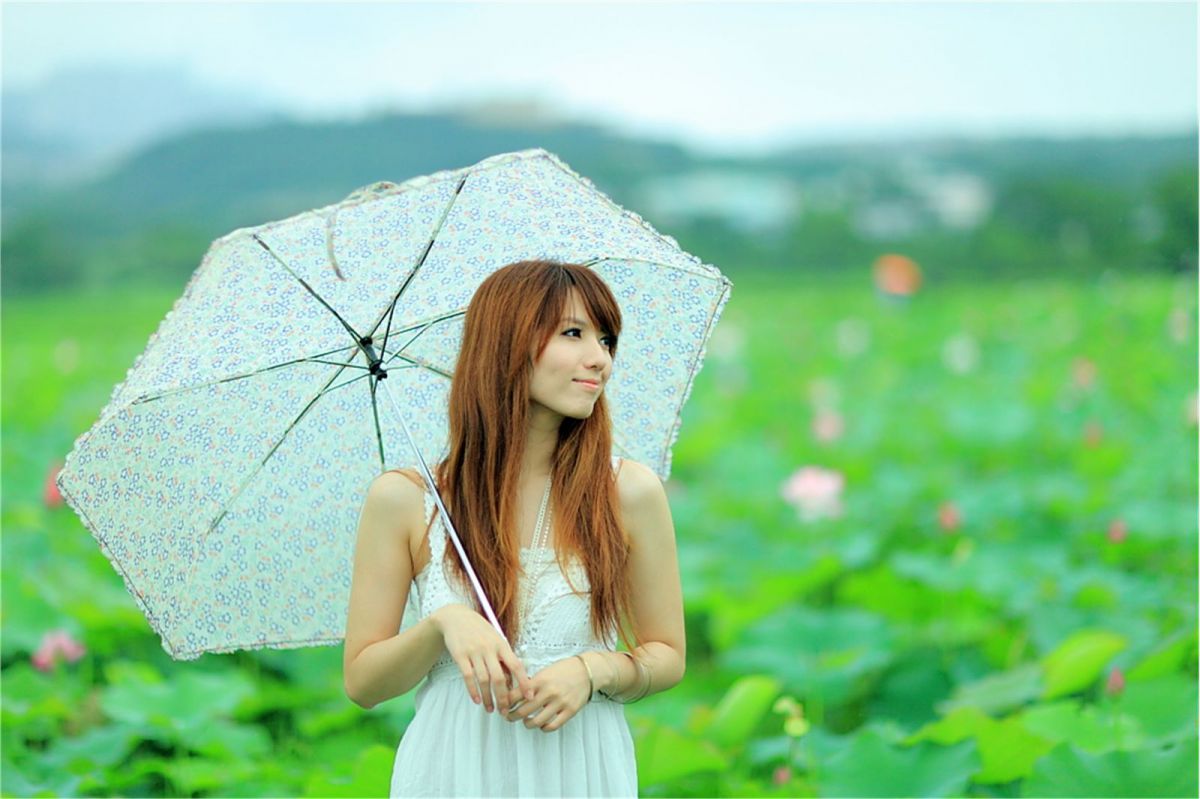 台湾清纯美女小静夏日唯美写真照