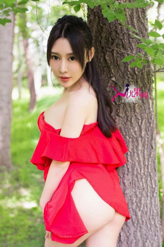 尤果网美女Rita户外性感诱惑写真集