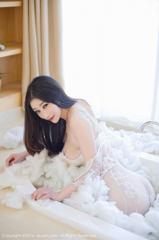 妖艳美女图片妲己私房性感写真图集