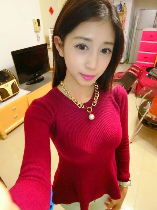 台湾性感美女林婷比基尼自拍照