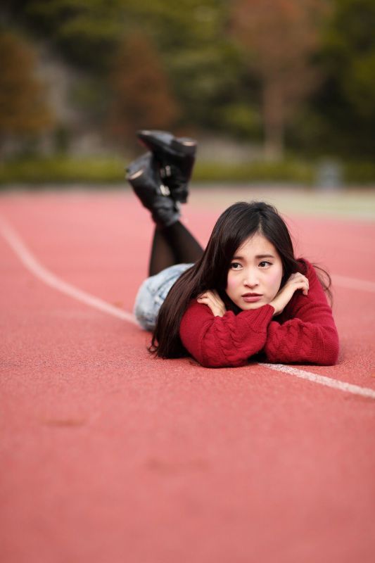 孟洁 (2套服装） 写真图片合集