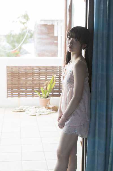 山岸理子 Riko Yamagishi