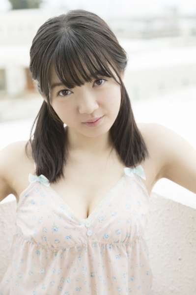 山岸理子 Riko Yamagishi