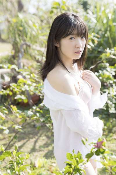 山岸理子 Riko Yamagishi