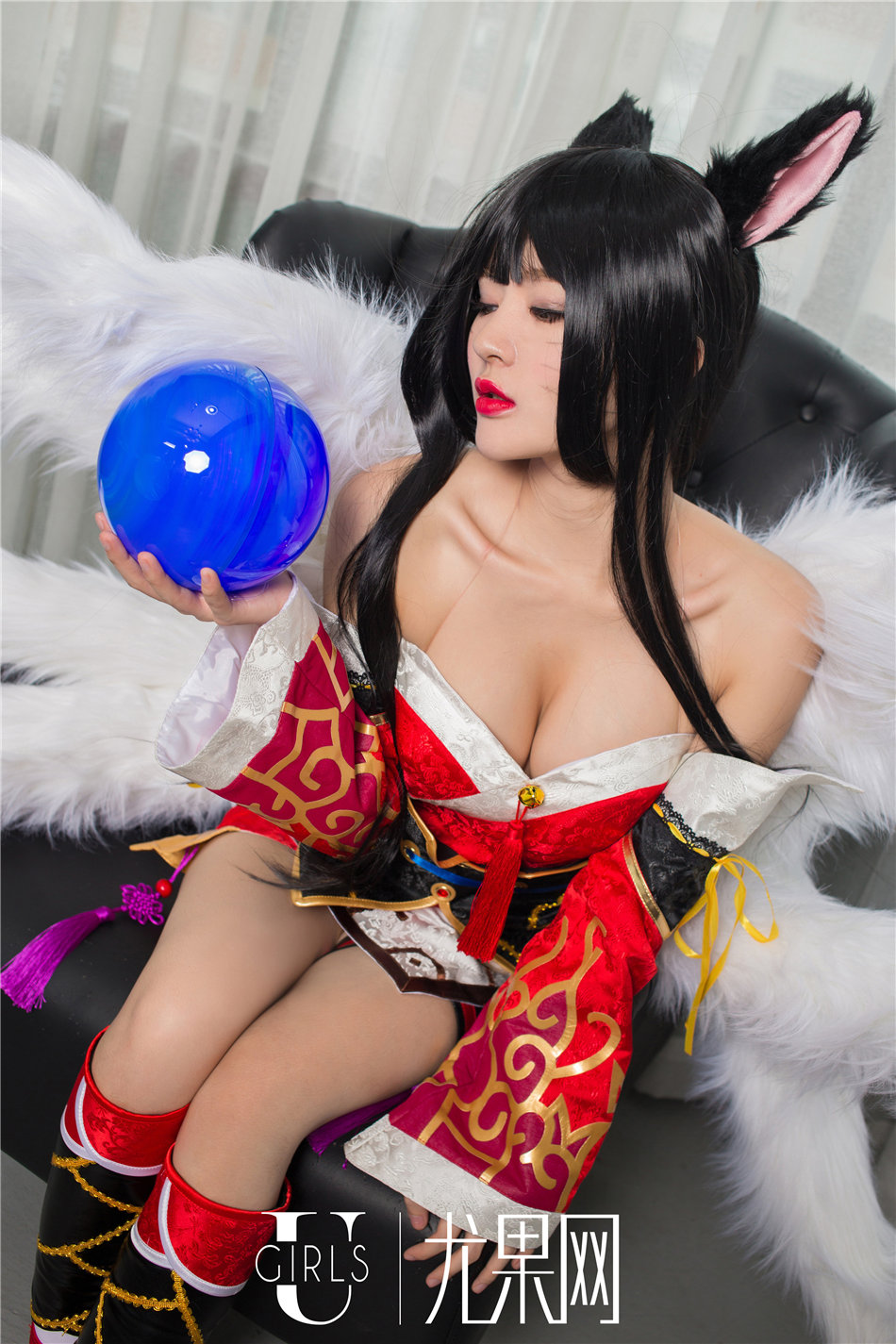 性感嫩模香川颖白皙巨乳COSPLAY诱惑小狐狸美图